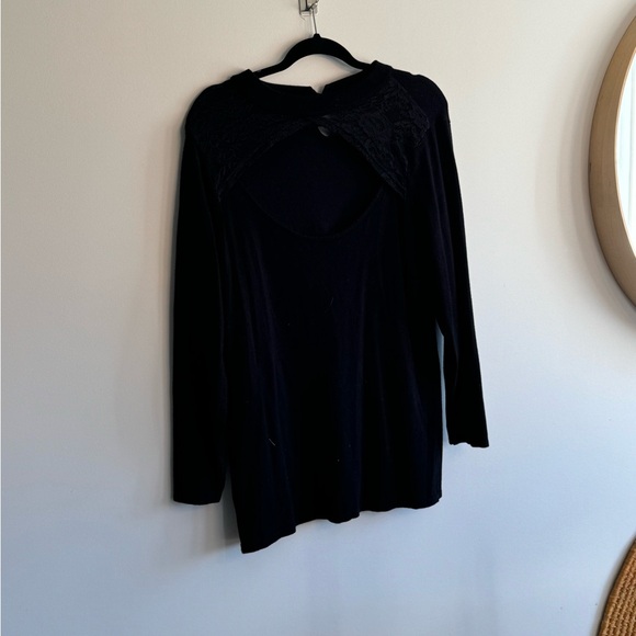 Torrid Pullover Lace Keyhole Sweater size 2x - Picture 10 of 16